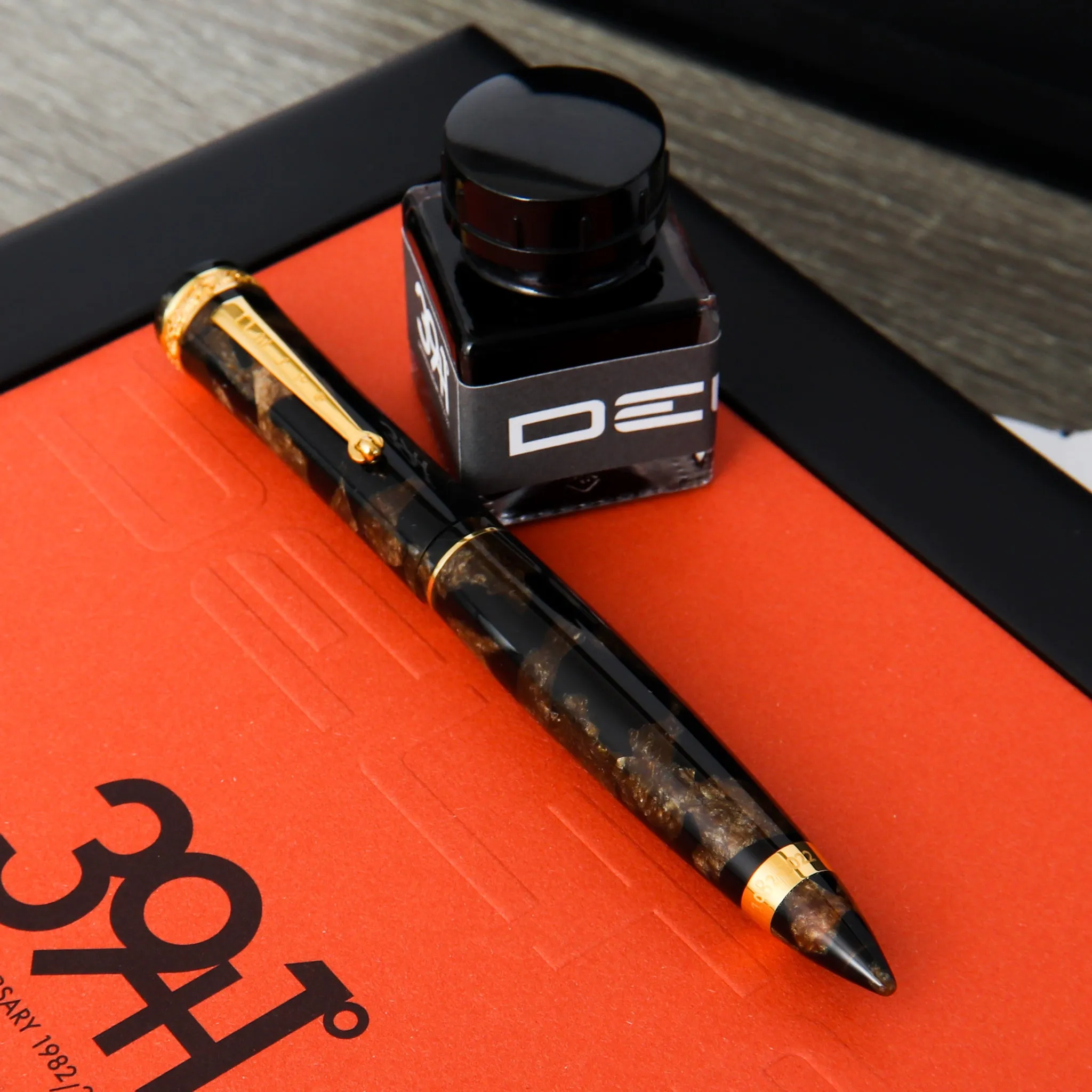 Delta 39 1 Limited Edition Celluloid Fountain Pen