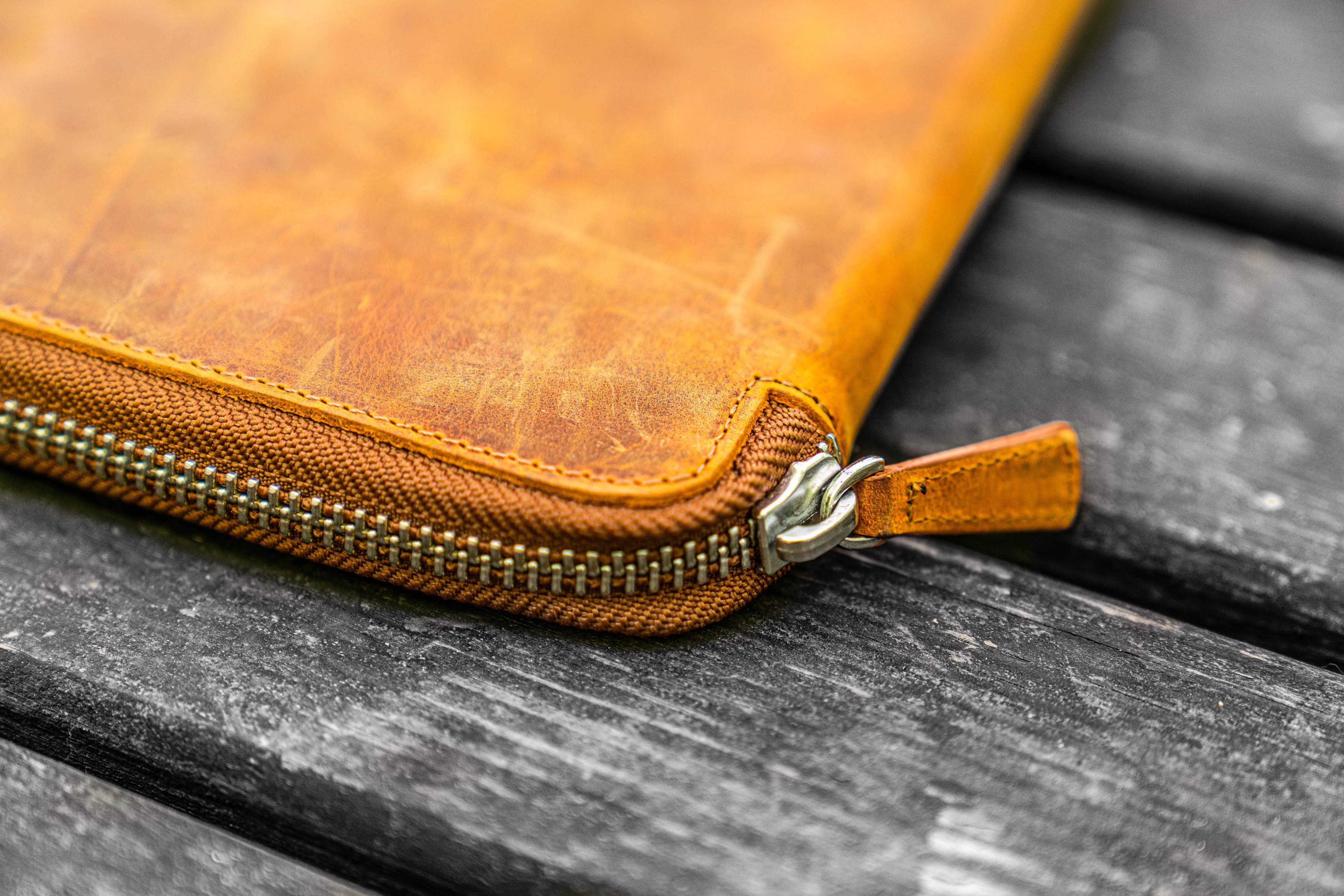 Leather Zippered A5 Leuchtturm1917  Notebook Folio - Crazy Horse Brown