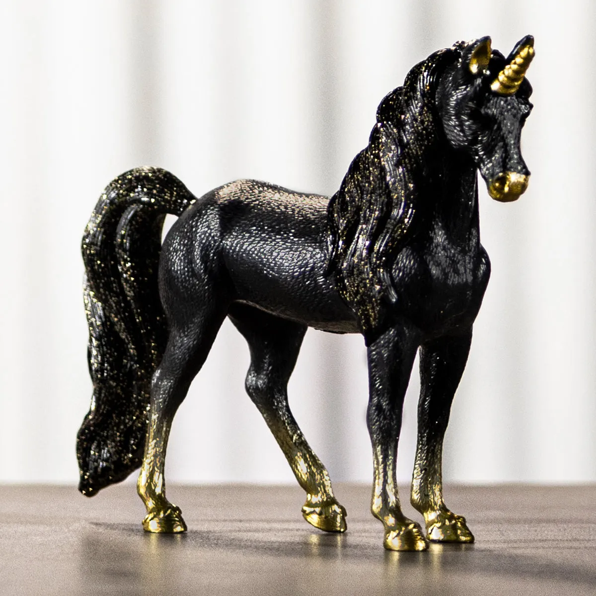 Limited-Edition Unicorn Stardust Metallic Edition