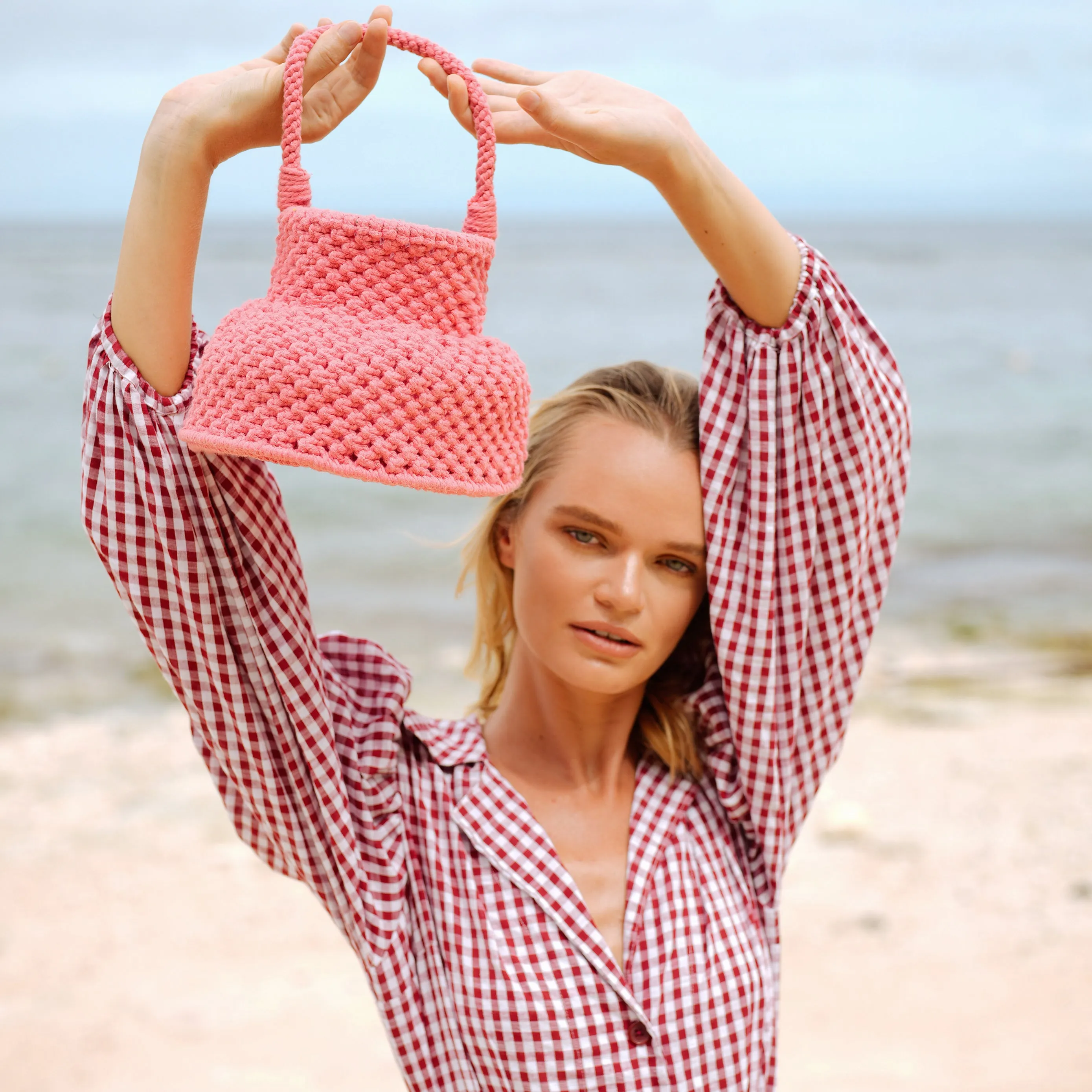 PETITE NAGA Macrame Bucket Bag, in Candy Pink