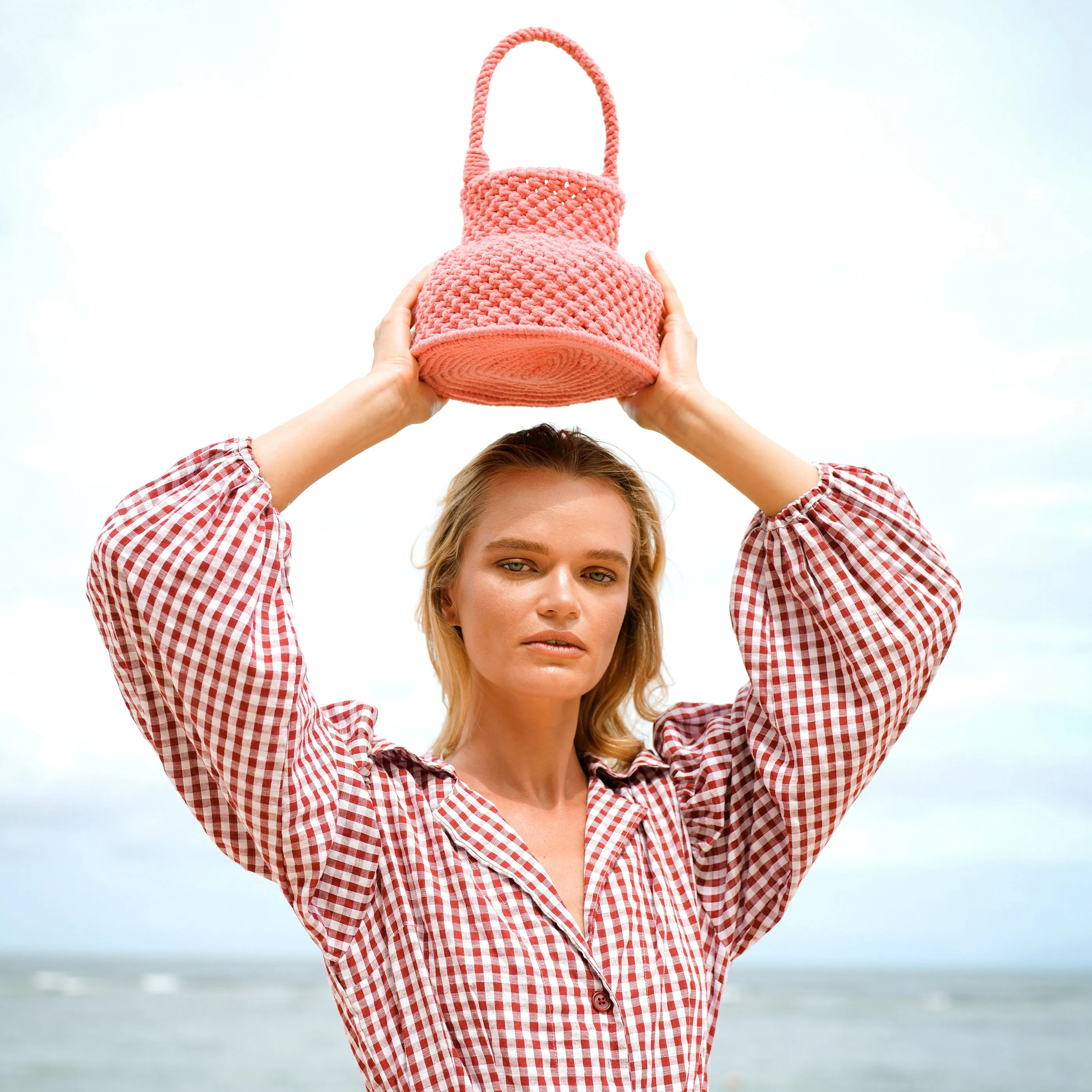 PETITE NAGA Macrame Bucket Bag, in Candy Pink